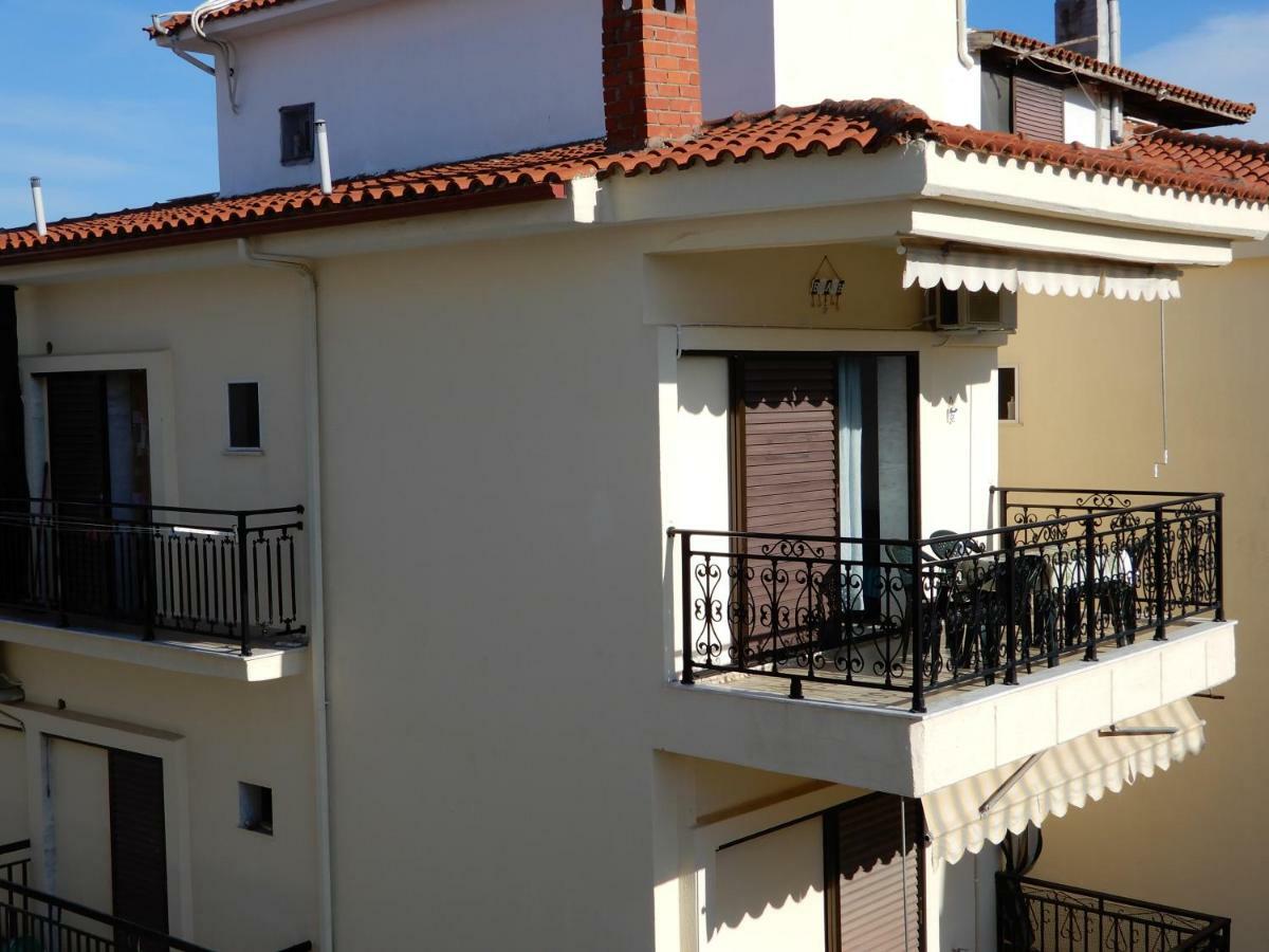 Sunshine Apartment Paralia Dionisiou Exterior foto